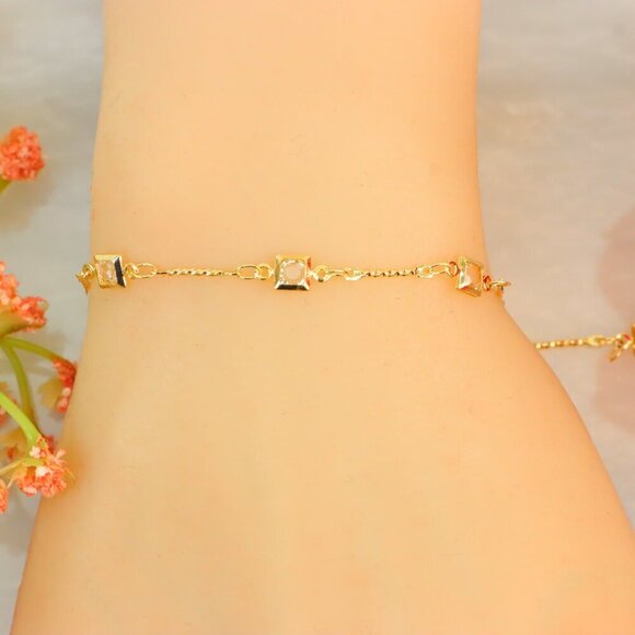 "New Beautiful Design Bracelet for Women/Girls, Gift, B527 - Picture 5 of 10